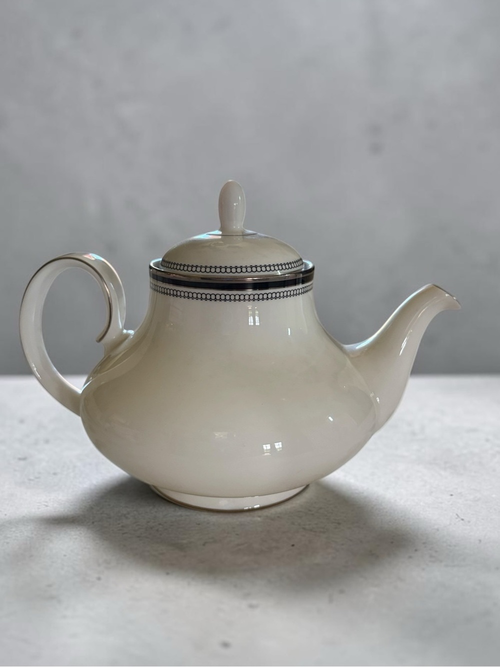 Royal Doulton Sarabande (pattern H5023) Fine Bone China Tea Pot